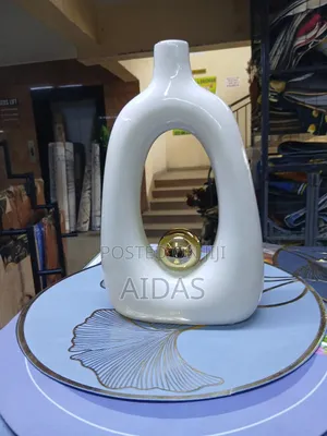 V3 Art Craft for Your Home and Office Decor