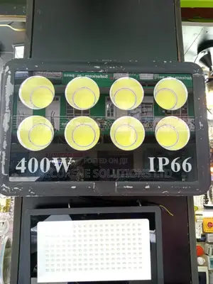 400w Led Floodlight With an Ip66 Rating