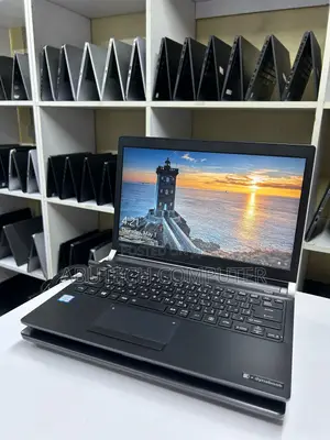 Laptop Toshiba Dynabook R634/M 8GB Intel Core I5 SSD 128GB
