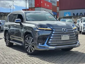 Lexus LX 2024 Gold