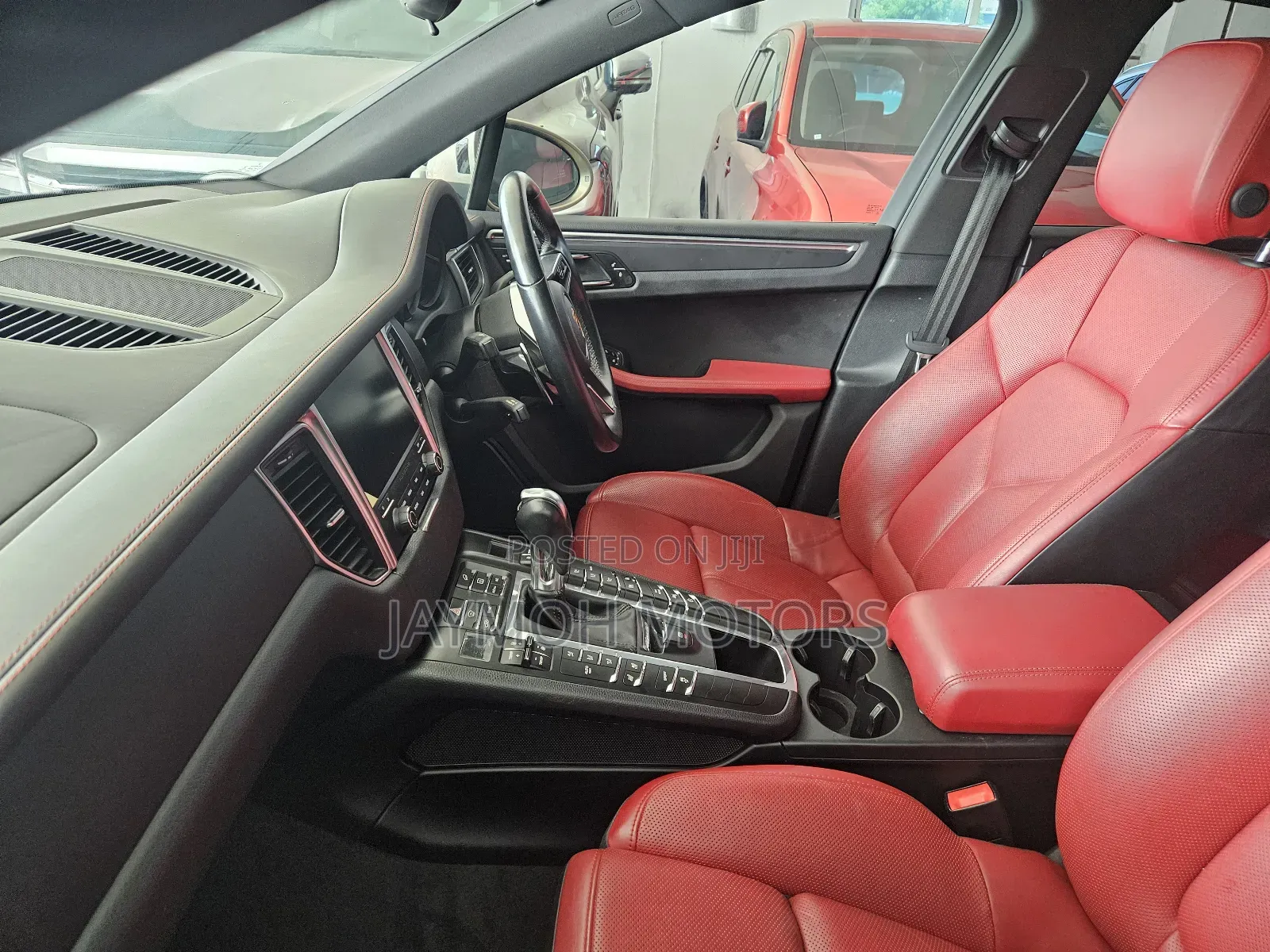 Porsche Macan 2018 Brown
