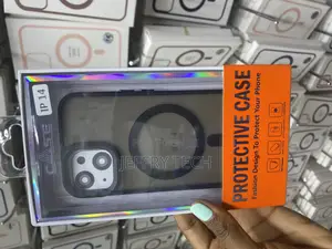 Capraro iPhone 14 Translucent Mate Black Magsafe Case