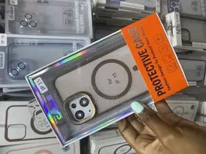 Hython iPhone 15 Translucent Mate Brown Magsafe Case