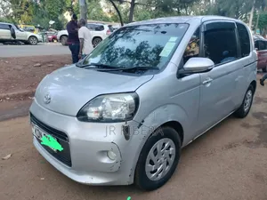 Toyota Porte for Hire With Driver