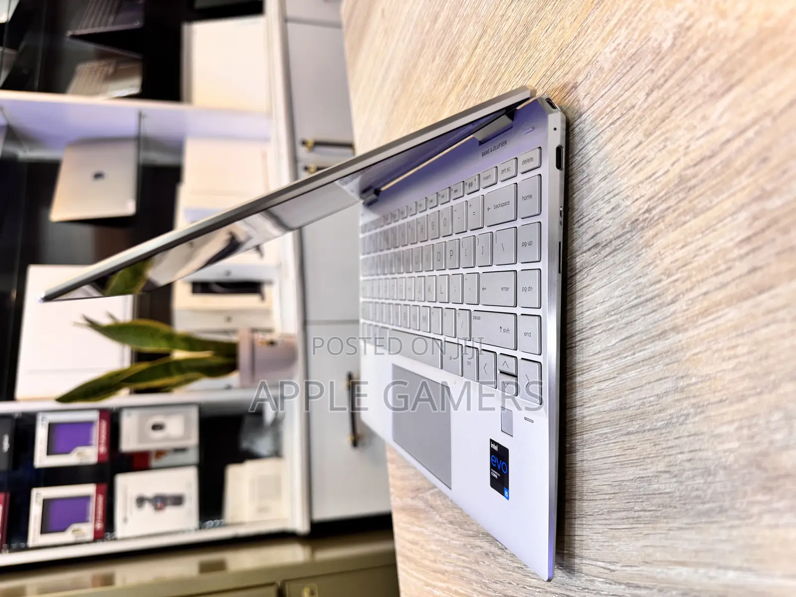 Laptop HP Spectra 13 8GB Intel Core I5 SSD 512GB