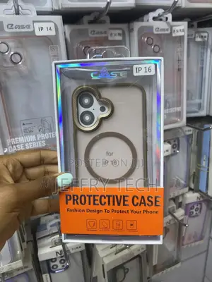 Capraro Translucent Matte Brown iPhone 16 Magsafe Case