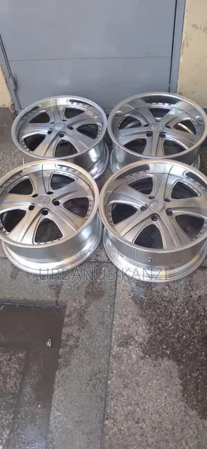 Size 18 Inch Mark X Alloy Rims