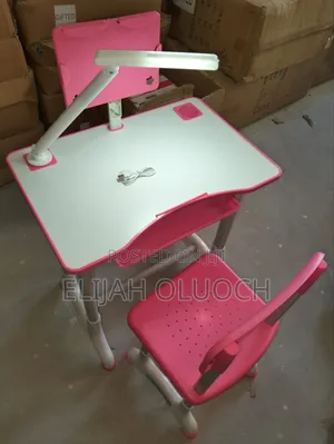 Kids Study Table With Rechargeable, Detachable Lamp