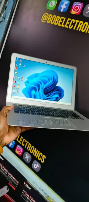 Laptop Apple MacBook Air 2017 8GB Intel Core I5 SSD 256GB