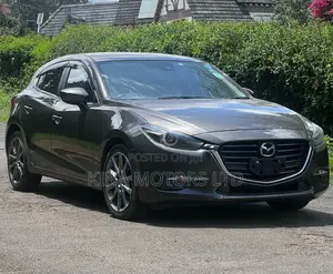 Mazda Axela 2019 Brown
