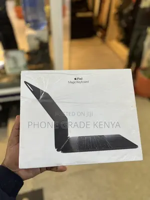 Apple Magic Keyboard 13inch M4
