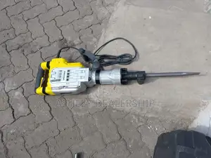 1700 W Demolition Hammer