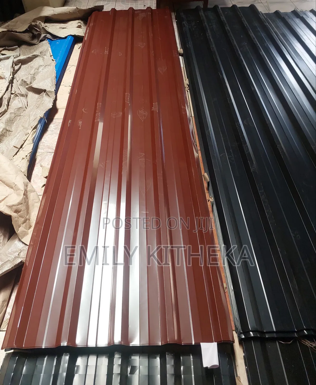 Box Profile Glossy 30g, Coffee Brown
