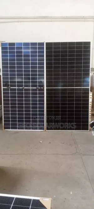 Jinko Bifacial 615w Monoctystalline Solar Panels