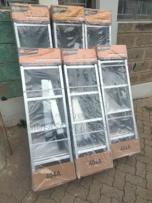 Commercial Alluminium Foldable Ladder