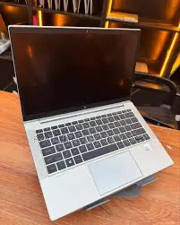 New Laptop HP EliteBook 830 G7 8GB Intel Core I5 SSD 256GB