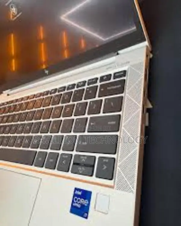 New Laptop HP EliteBook 830 G7 8GB Intel Core I5 SSD 256GB
