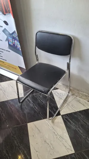 Supportive Black Waiting Chair