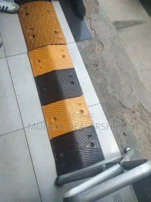 Reflective Speed Bumps/Rubber Bumps