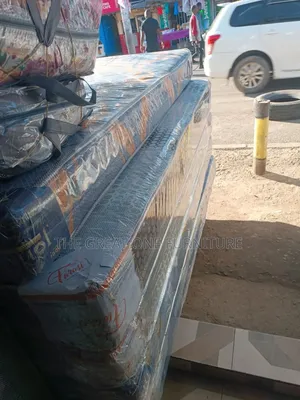 New Quality Fibre Matress 5 by 6 Qw9j