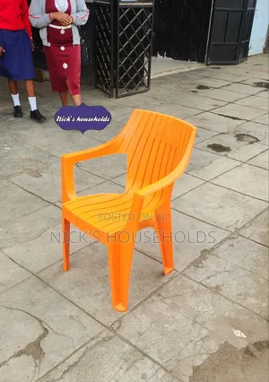 Hme Decor Plastic Chairs/ Adix High Plastic Chairs