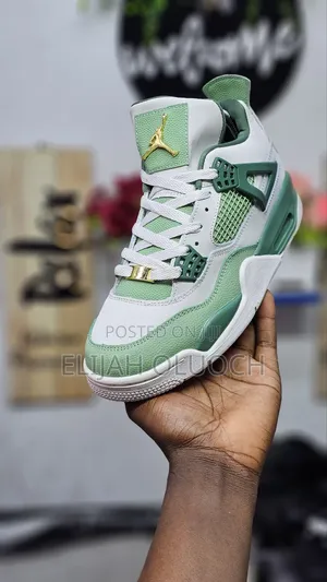 Air Jordan 4 Green