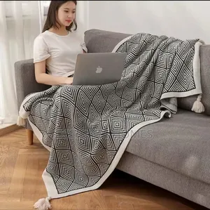 Bohemian Knitted Throw Blankets_st