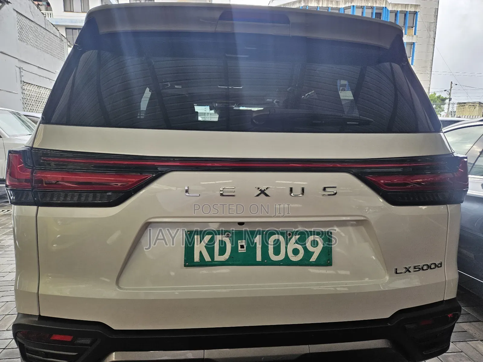 Lexus LX 2024 White
