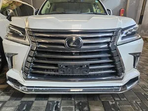 Lexus LX 2019 White