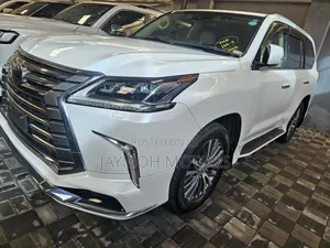 Lexus LX 2019 White