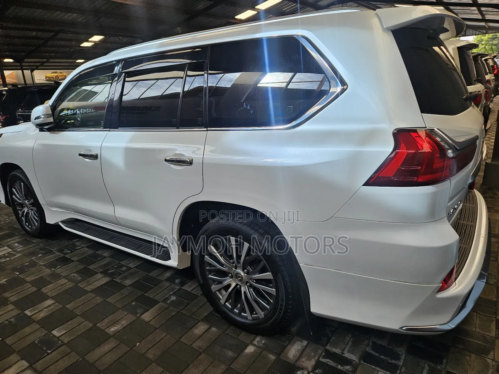 Lexus LX 2019 White