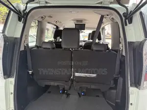 Nissan Serena 2019 White