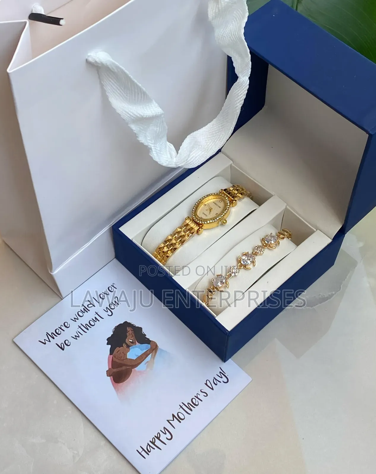 Gold Watch With Bracelet Gift Pack