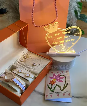 Mother's Day Gift Pack With White Watch