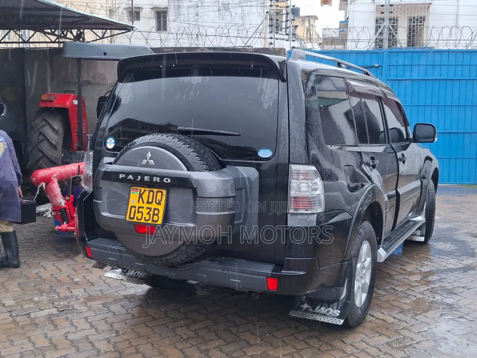 Mitsubishi Pajero 2017 Black