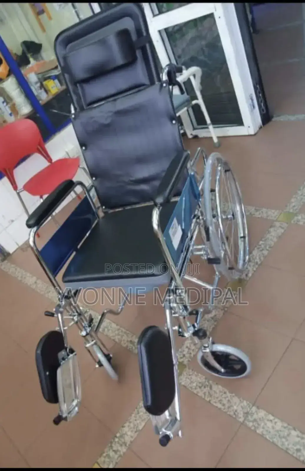 Recliner Wheelchair With Commode