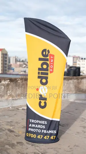 Wave Stand/Fabric Pillar