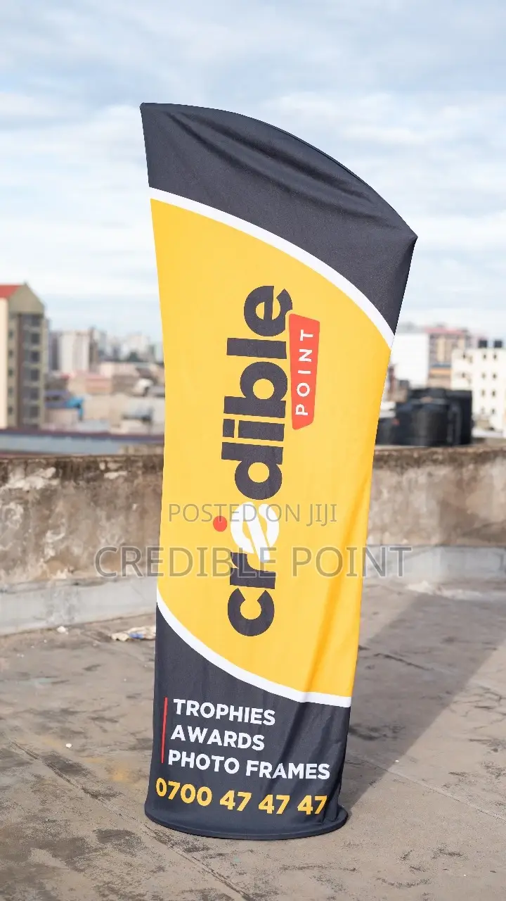 Wave Stand/Fabric Pillar