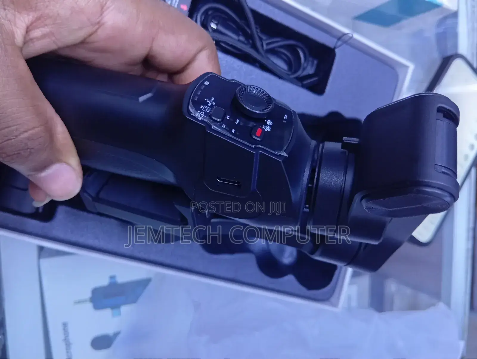 L9 3-Axis Smartphone Gimbal Stabilizer Ai Face Tracking