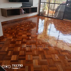 Glitterd Floor Finish