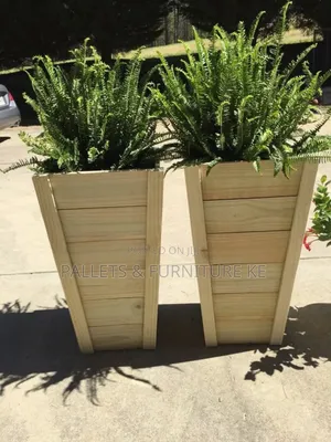 Petal Pallets