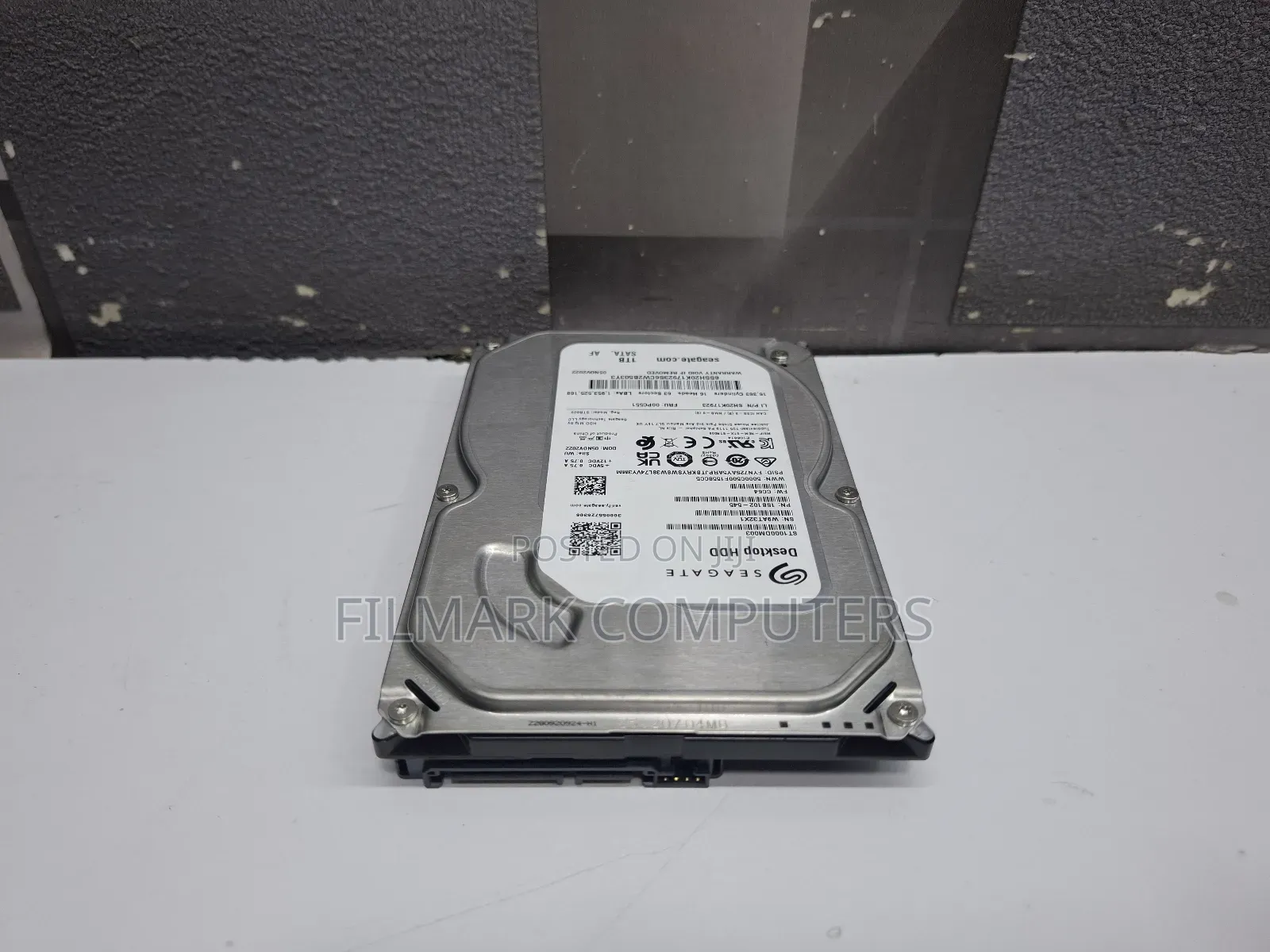 Seagate 1tb Desktop Hdd Sata 6gb/S 3.5-inch Internal Drive