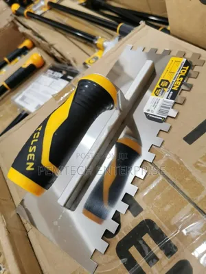 Tolsen 41017 280mm Plastic Handle Seven Teeth Plastic Handle