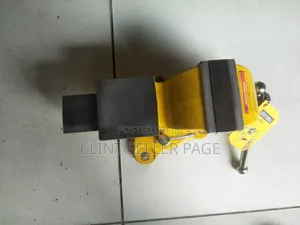 Bench Vise (3 Inch)