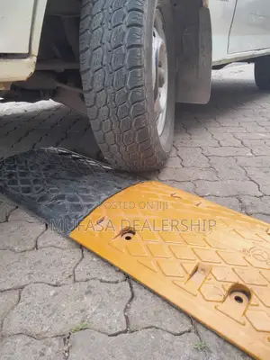 Speed Cushions/Speed Bumps 100%Rubber