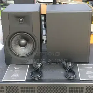 M-Audio Bx8 D3 Studio Monitors Speakers