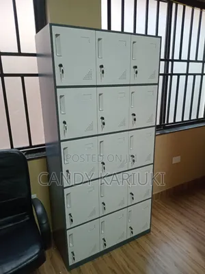 Dressing Room Changing Lockers (15 Partitions)