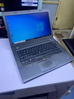 Laptop Lenovo IdeaPad Y470 4GB Intel Pentium HDD 320GB