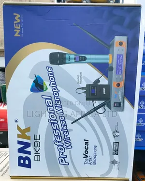 BNK Bk9e Wireless Tie and Hand Professional Microphone