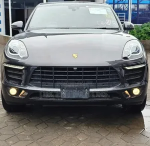 Porsche Macan Base 2019 Gray